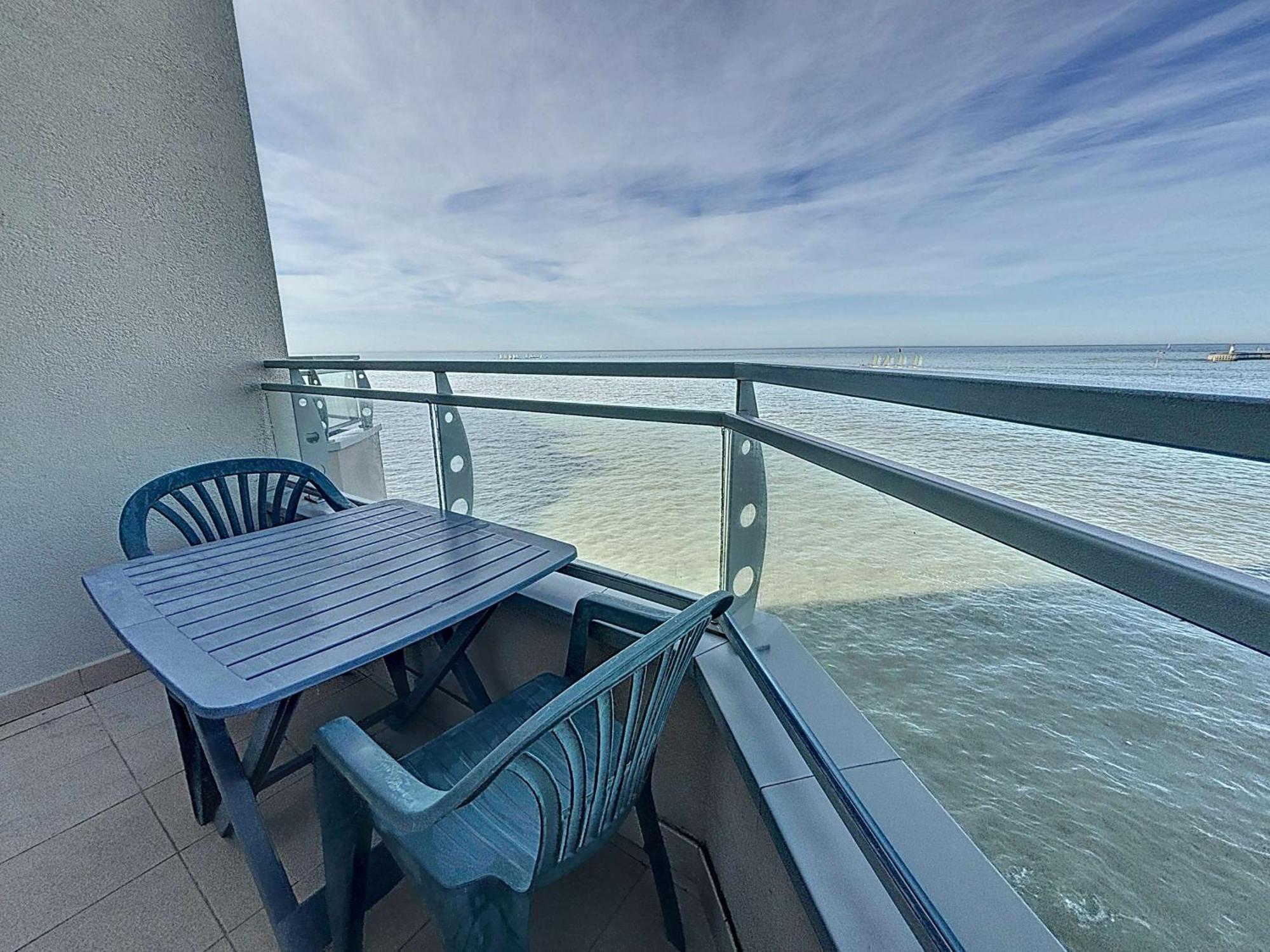 Appartement Avec Balcon, Proche Des Plages Et Commerces - Fr-1-361-89 그랑빌 외부 사진